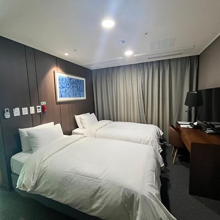 Raonstay In Perla Hotel Jinju Εξωτερικό φωτογραφία