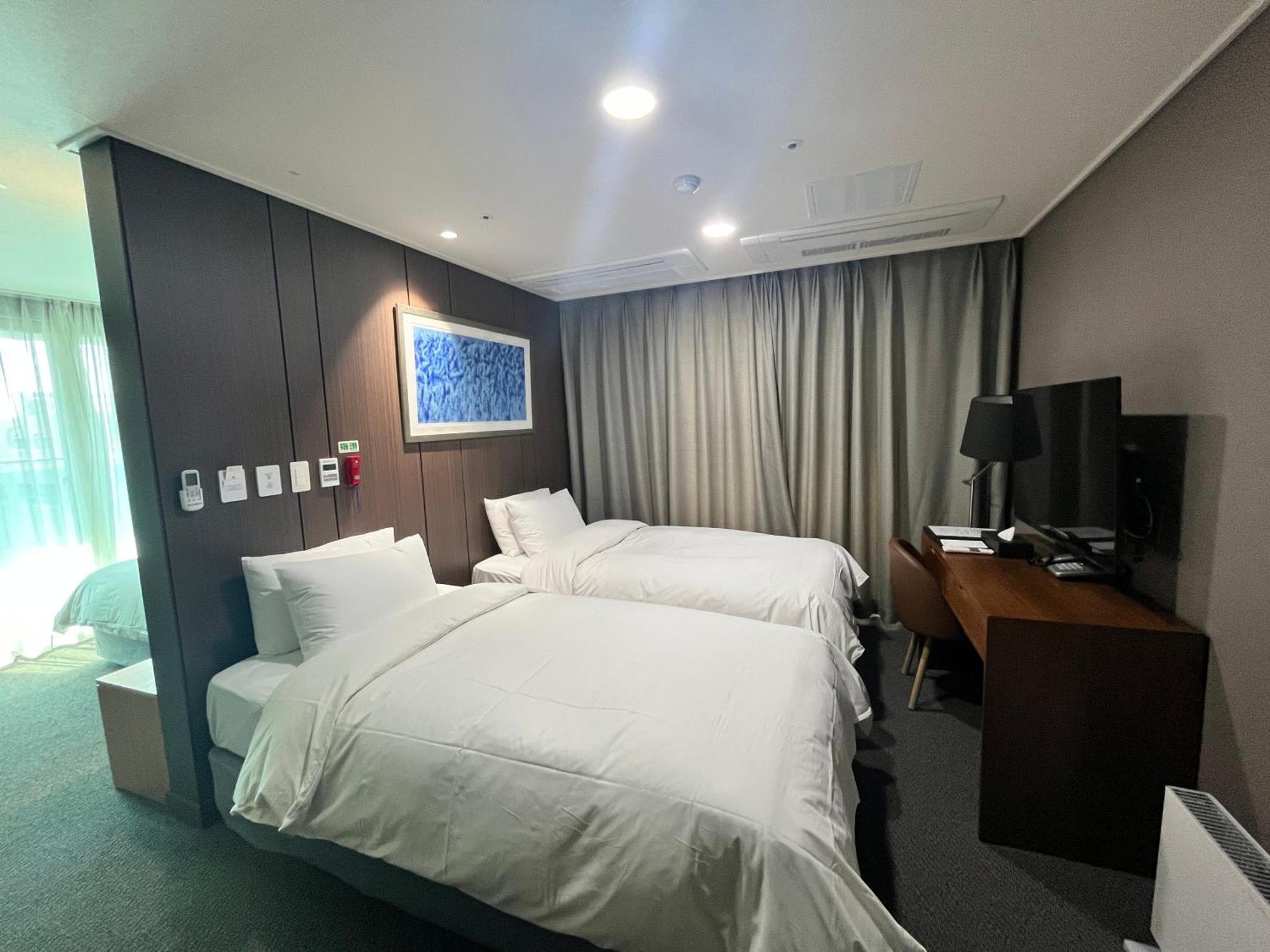 Raonstay In Perla Hotel Jinju Εξωτερικό φωτογραφία